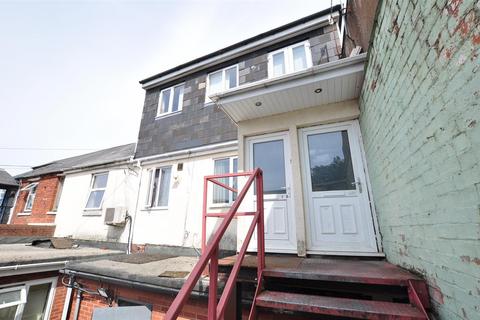 1 bedroom flat for sale, Halesowen Road, Cradley Heath