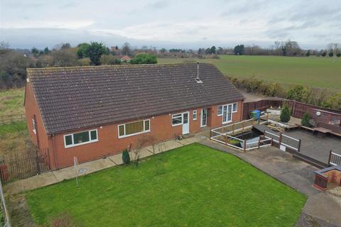 5 bedroom detached bungalow for sale, Woodmansey, Beverley