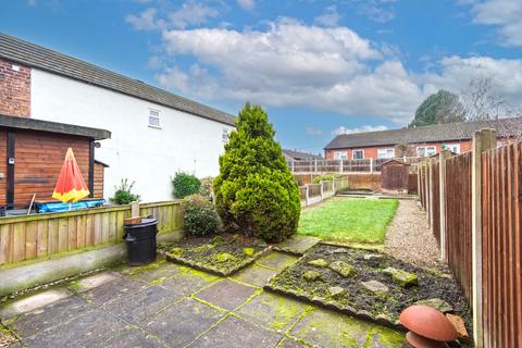 2 bedroom terraced house for sale, Victoria Street West, Chesterfield S40