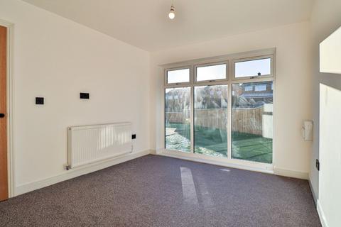 4 bedroom bungalow for sale, Savoy Court, Darlington, DL1