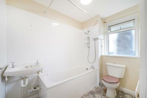 1 bedroom flat for sale, Academy Gardens, Northolt, ..., UB5 5PH