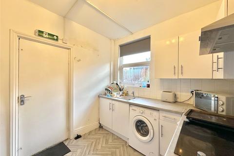 4 bedroom terraced house for sale, Briardale Road, Mossley Hill, Liverpool, L18