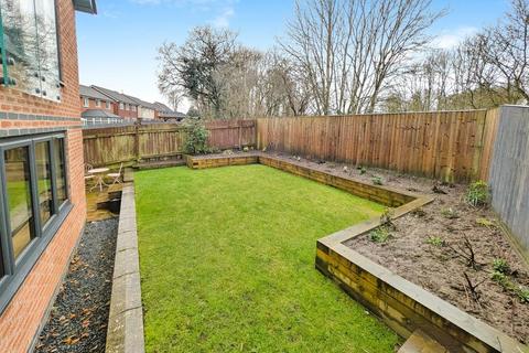 49 Adlington Drive, Sandbach, CW11 1DX