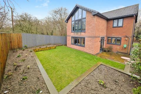 49 Adlington Drive, Sandbach, CW11 1DX