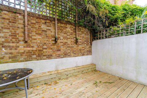 2 bedroom flat to rent, Archel Road, Barons Court, London, W14