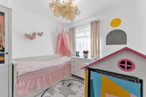 14 Horley Road, London, SE9 4LF