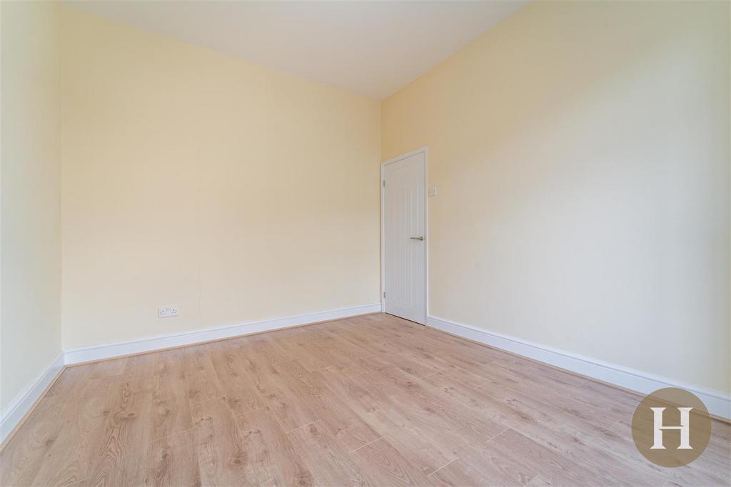 Hadleigh Estate Agents-31.jpg