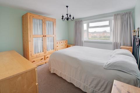 19 Cherry Orchard Drive, Bromsgrove, B61 8RL