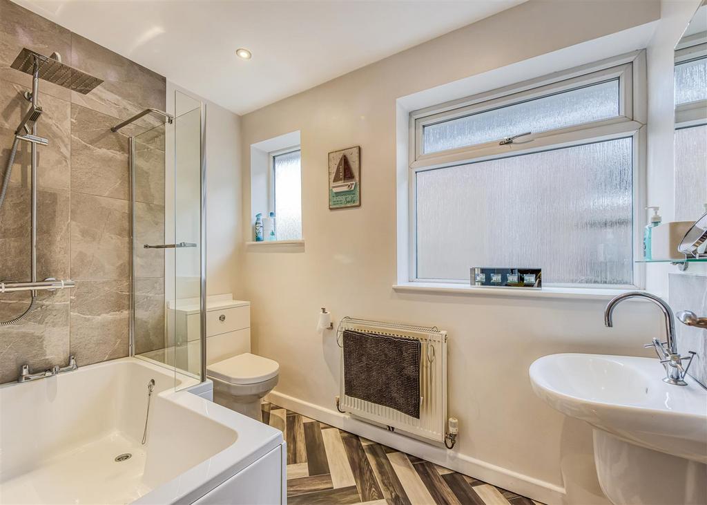 52 Church Hill-bathroom.jpg