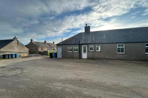 3 bedroom semi-detached bungalow to rent, Balkaithly Cottages, St Andrews KY16