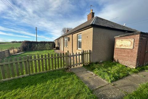 3 bedroom semi-detached bungalow to rent, Balkaithly Cottages, St Andrews KY16