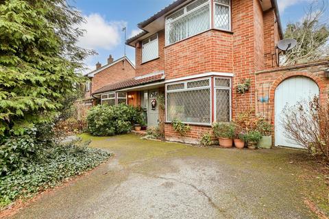 3 bedroom detached house for sale, Mitchley Avenue, South Croydon, Surrey