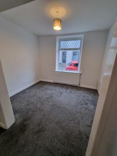 3 bedroom terraced house to rent, Maddox Street, Tonypandy, Rhondda Cynon Taff. CF40 2RS