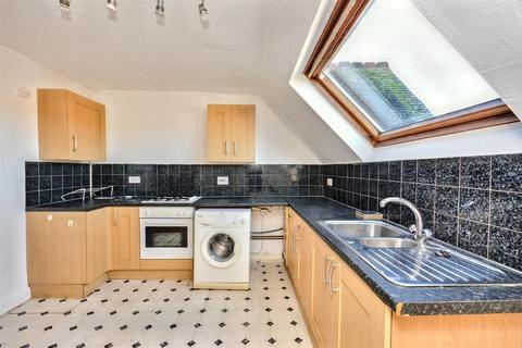 1 bedroom flat for sale, Hartfield Road, Eastbourne