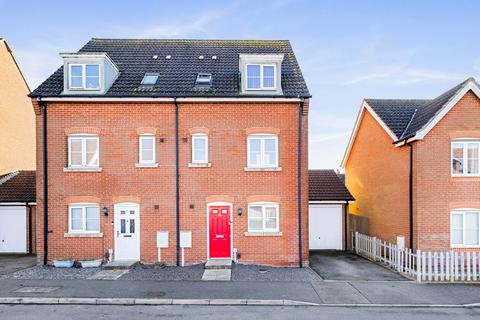 5 bedroom semi-detached house for sale, Ardent road, Whitfield , Dover, CT16