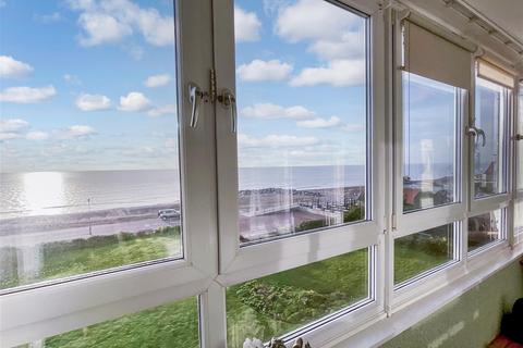 3 bedroom apartment for sale, South Road, Hythe, Kent