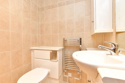 13 Fairoak Close, Kenley, CR8 5LJ