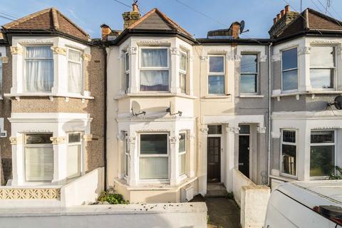 1 bedroom flat for sale, Blegborough Road, London SW16