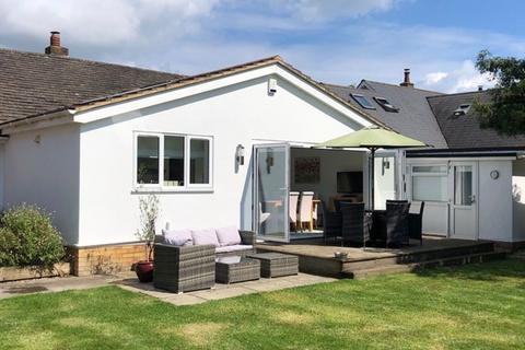 3 bedroom detached bungalow for sale, Havant Road, Hayling Island, PO11