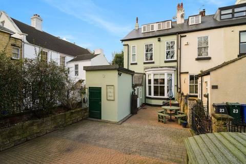 3 bedroom end of terrace house for sale, Regent Square, Doncaster, South Yorkshire DN1