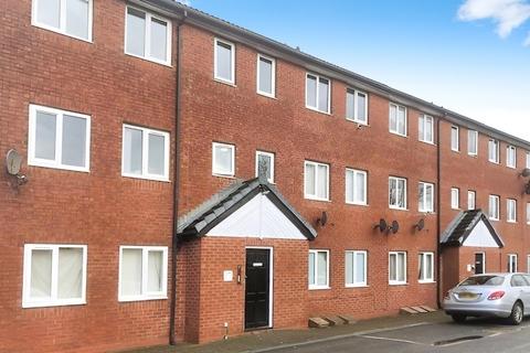 2 bedroom flat to rent, Swinton Hall Road, Swinton, Manchester, M27