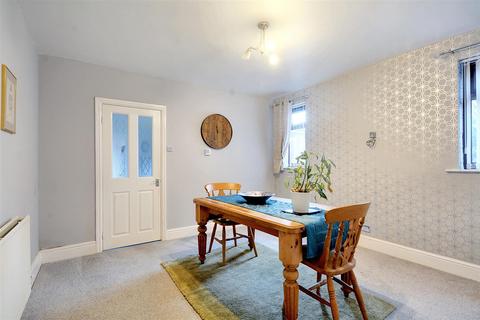 2 bedroom semi-detached house for sale, Oakland Avenue, Long Eaton