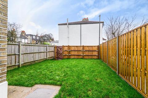 72 Watcombe Road, London, SE25 4UZ