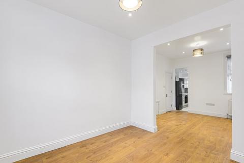 72 Watcombe Road, London, SE25 4UZ