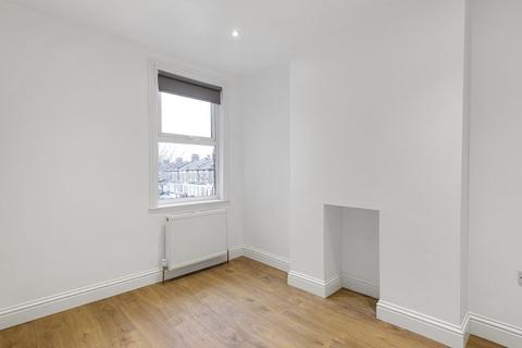 72 Watcombe Road, London, SE25 4UZ