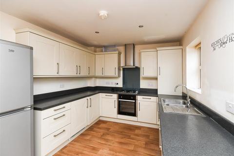 4 bedroom semi-detached house to rent, 2D Shaw Lane, Tettenhall Wood