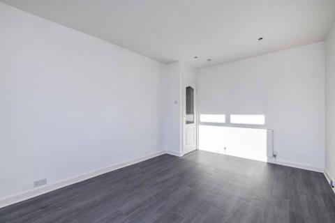 2 bedroom flat to rent, Telford Road, Edinburgh,