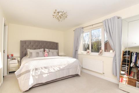 10 Bryn Meurig, Llanharry, Pontyclun, CF72 9FY