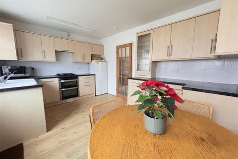 13 Canney Close, Chiseldon, Swindon, SN4 0PG