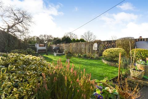 4 bedroom detached house for sale, Weybourne Road, Hampshire GU11