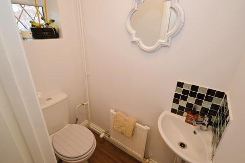 31 Albert Road, Bagshot, GU19 5QL