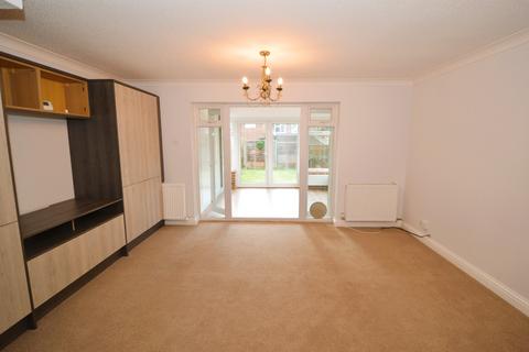 31 Albert Road, Bagshot, GU19 5QL
