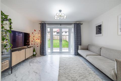 2 bedroom semi-detached house for sale, Thistle Way, Callerton, NE5