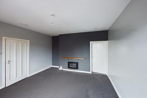 2 bedroom flat to rent, Cumnock KA18