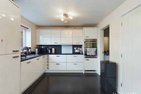 4 bedroom detached house for sale, Great Sampsons Field, Welwyn Garden City AL7