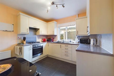 82 Bazeley Road, Matson, Gloucester, GL4 6JF