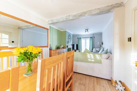 10 Chapel Street, Shipdham, Thetford, IP25 7LB