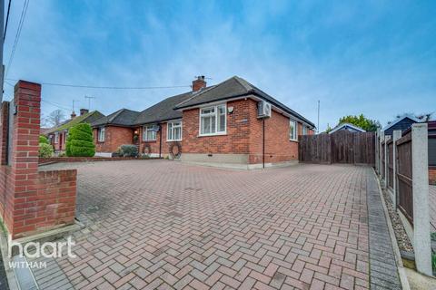 3 bedroom semi-detached bungalow for sale, Maltings Lane, Witham