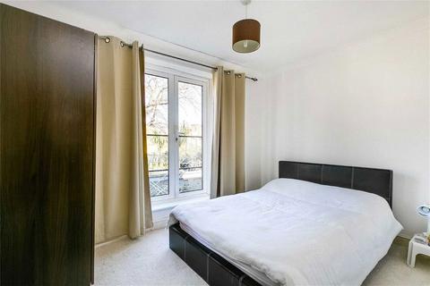 1 bedroom flat for sale, Findon Road, London W12