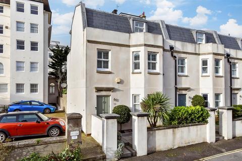 4 bedroom end of terrace house for sale, Seafield Road, East Sussex, East Sussex