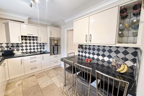 3 bedroom detached house for sale, Shelley Drive, Streetly, Sutton Coldfield