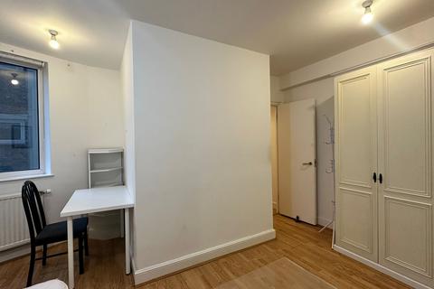 1 bedroom flat to rent, Sloane Avenue, London SW3