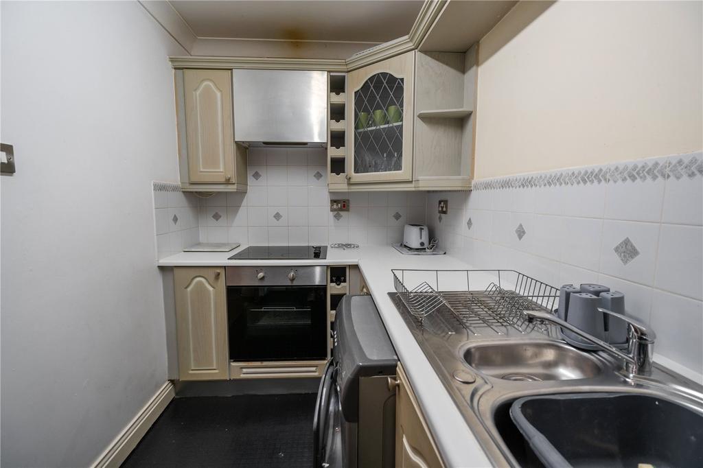 Kitchen (2)