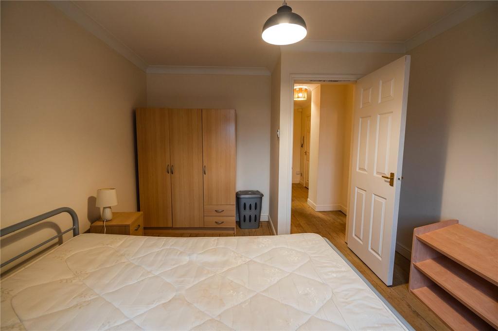 Bedroom (2)