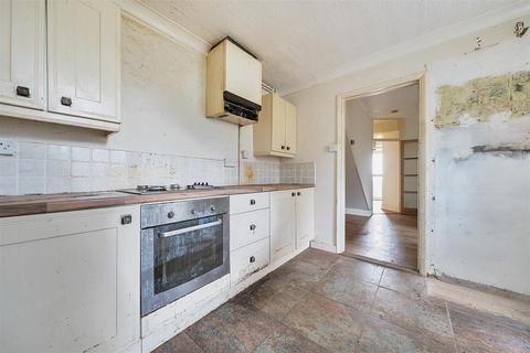 81 Dover Road, Sandwich, CT13 0DA