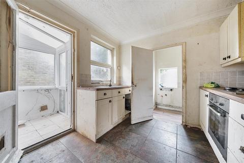 81 Dover Road, Sandwich, CT13 0DA